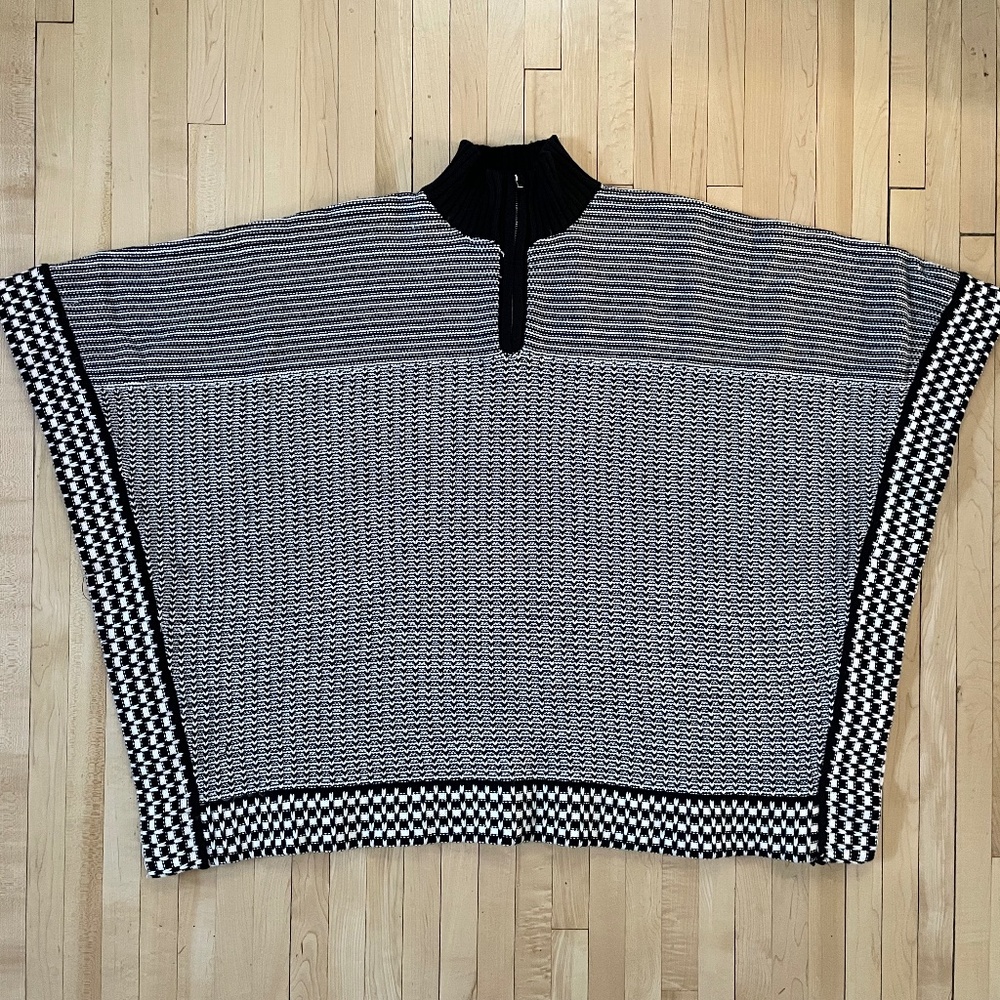 Liz Claiborne Poncho